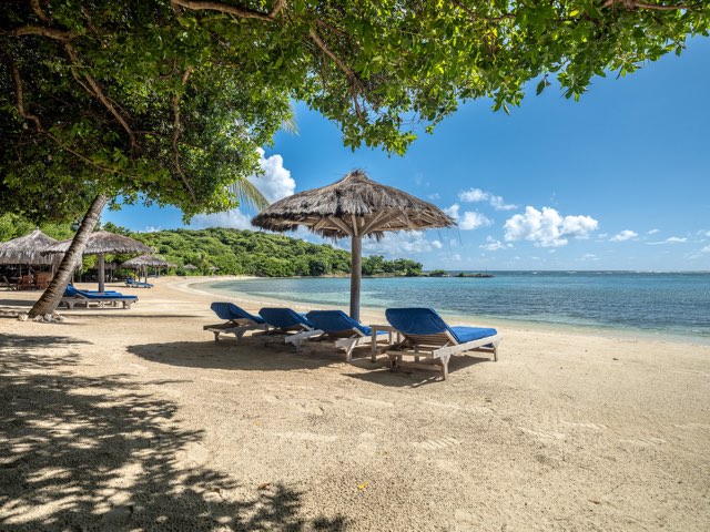 Canouan Estate — photograph 7 by Alex Amengual