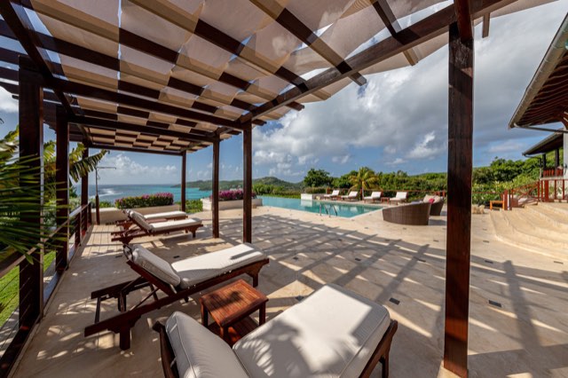 Canouan Estate — photograph 17 by Alex Amengual