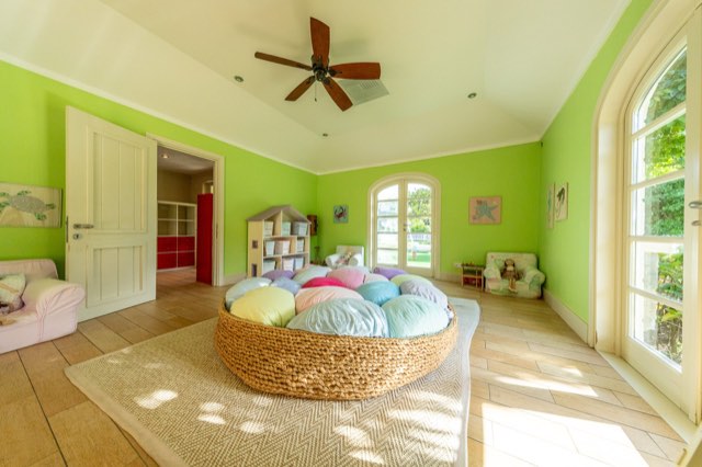 Canouan Estate — photograph 21 by Alex Amengual