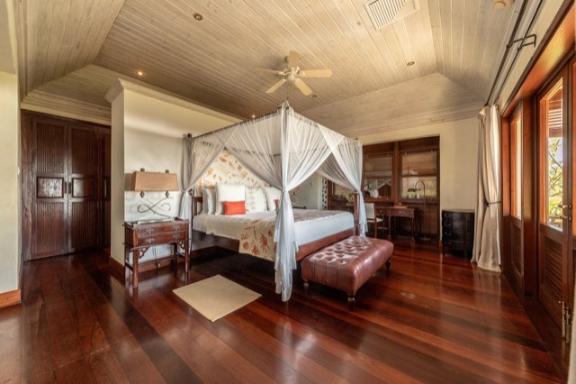 Canouan Estate — photograph 26 by Alex Amengual