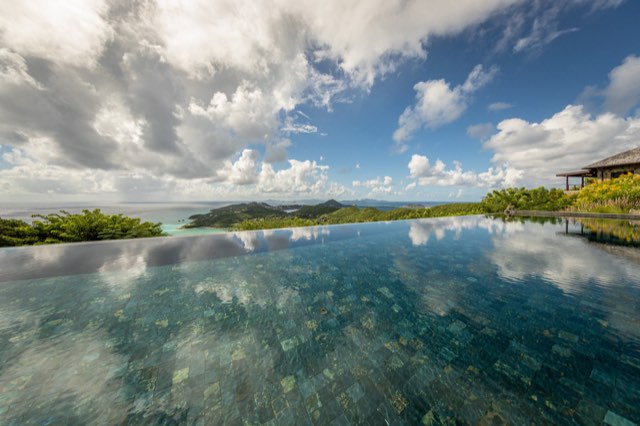 Canouan Estate — photograph 34 by Alex Amengual