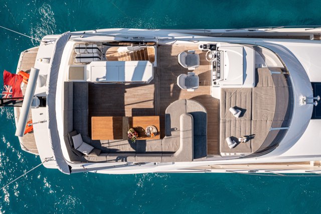 Yachts — photograph 13 by Alex Amengual