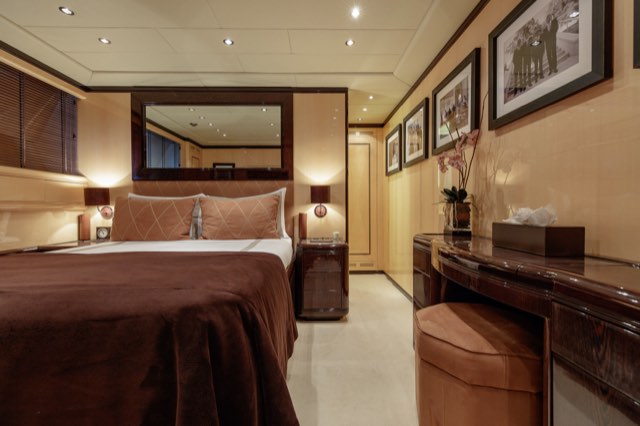 Yachts — photograph 36 by Alex Amengual